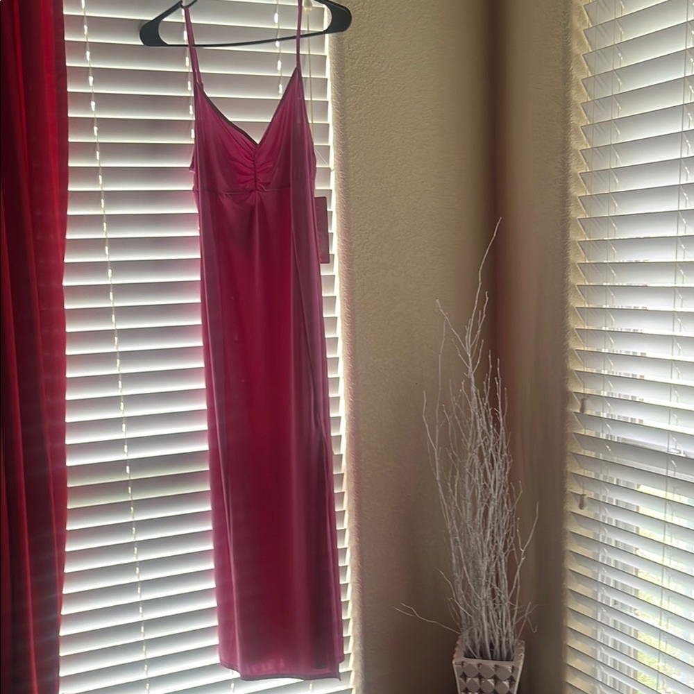 Elegant Pink Maxi Dress